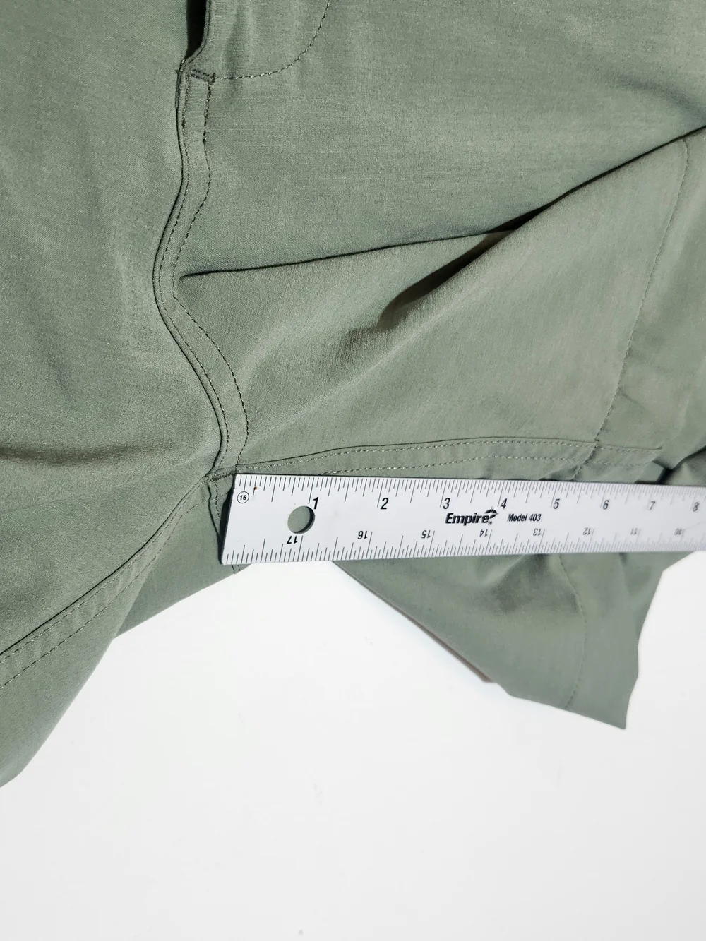 Faherty Olive Green All Day Shorts Size 30 7